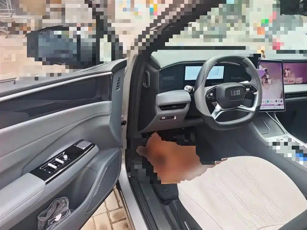 Galaxy L7 2025 EM-i 115km Explorer Edition — миниатюра 13