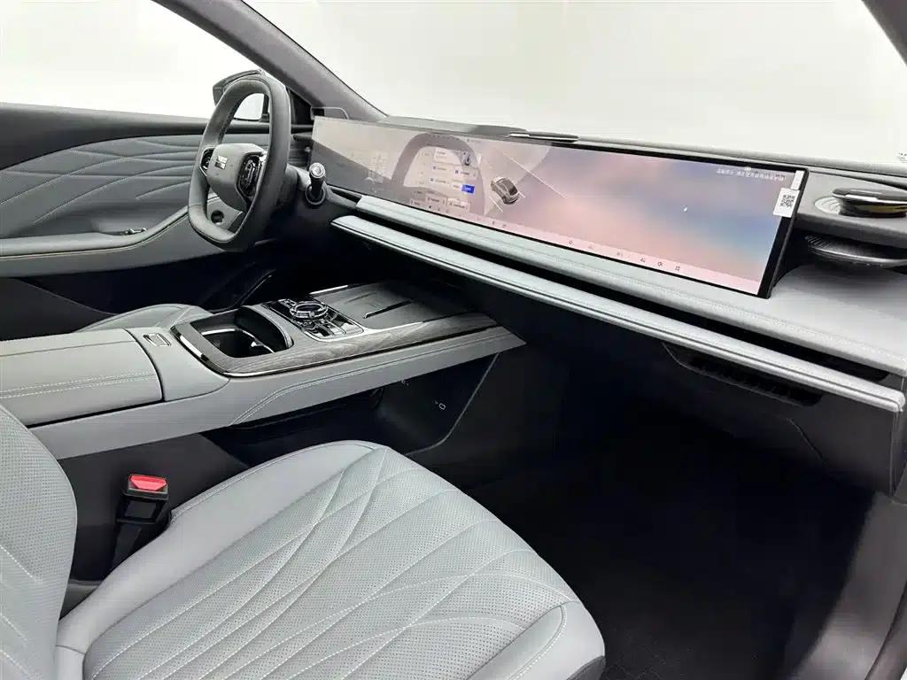 Galaxy E8 2025 Model 700km Long-Range Intelligent Driving Edition — миниатюра 18