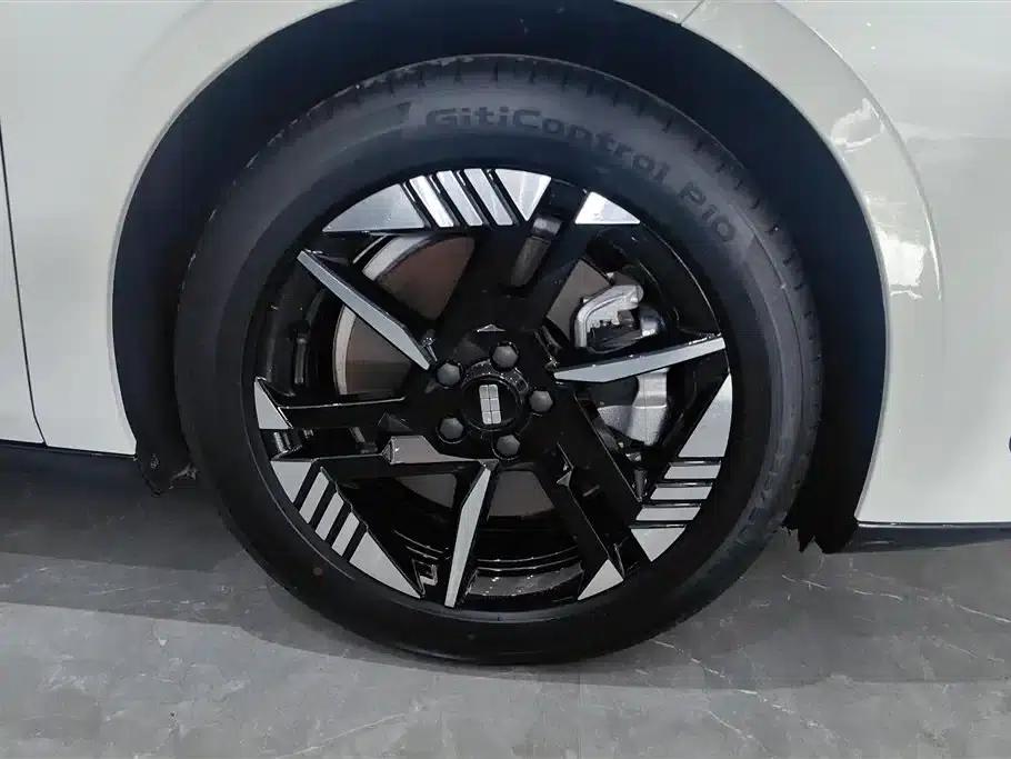 Galaxy E8 2024 Model 550km Rear-Wheel Drive PRO — миниатюра 6