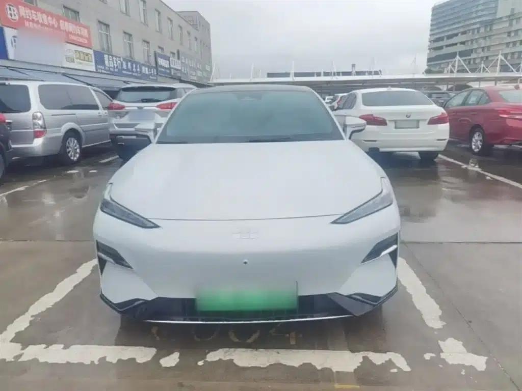 Galaxy E8 2024 Model, 665km/h, Rear-Destroyer Starship, Long-Range Edition — миниатюра 3