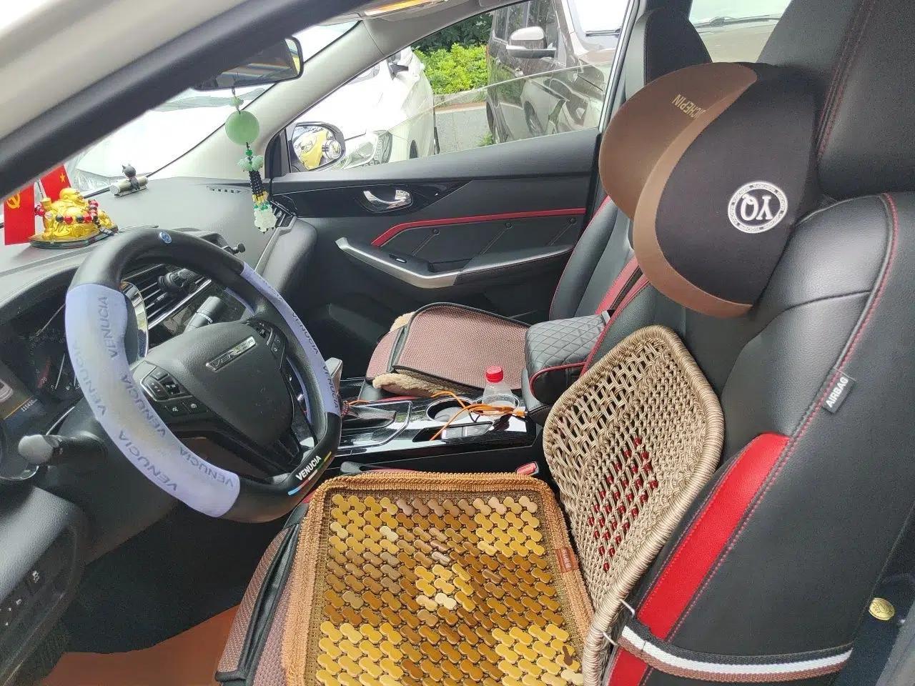 Venucia D60 2019 1.6L XL CVT SmartConnect Elite Edition (ISS) — миниатюра 16