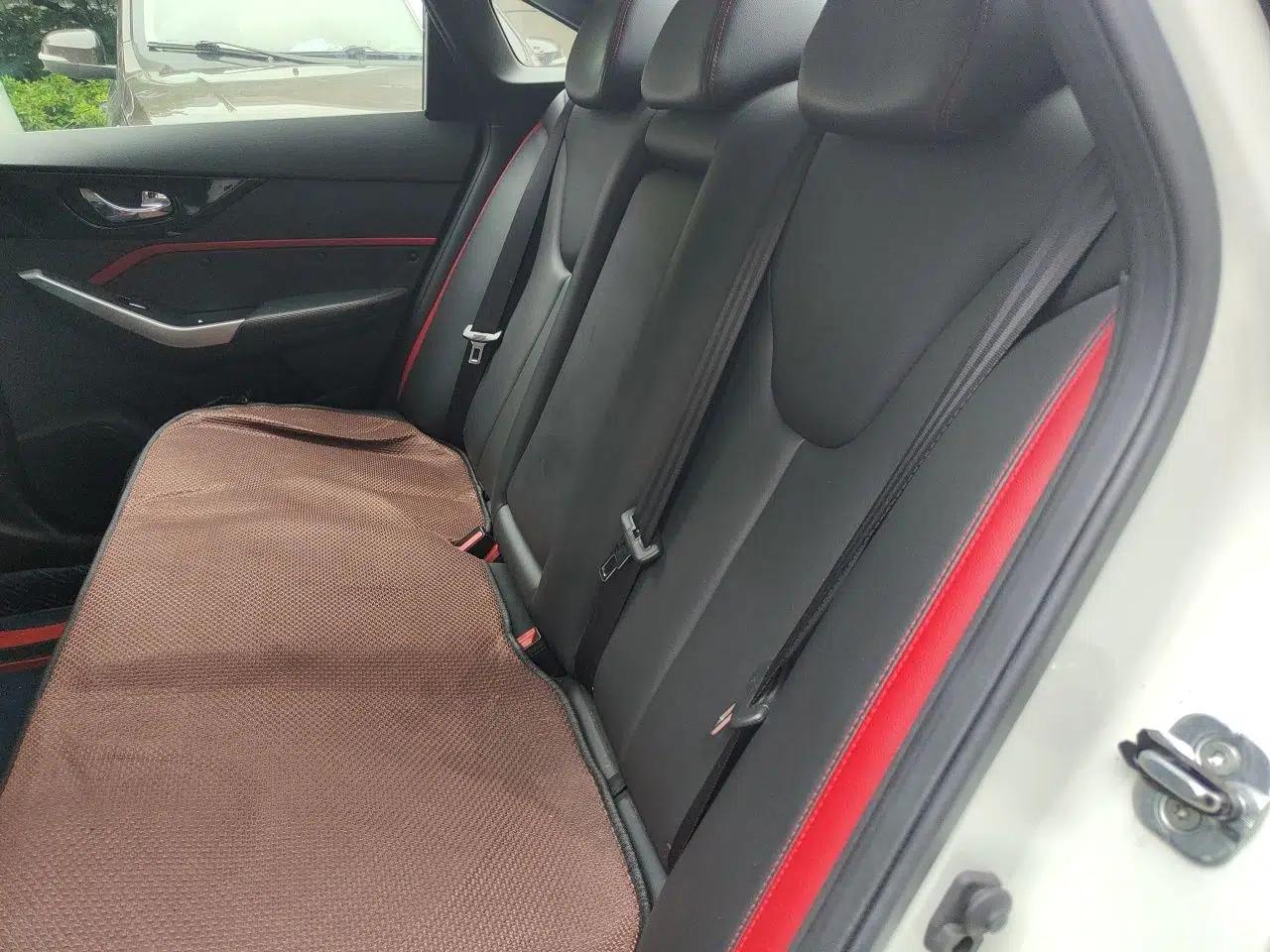 Venucia D60 2019 1.6L XL CVT SmartConnect Elite Edition (ISS) — миниатюра 18