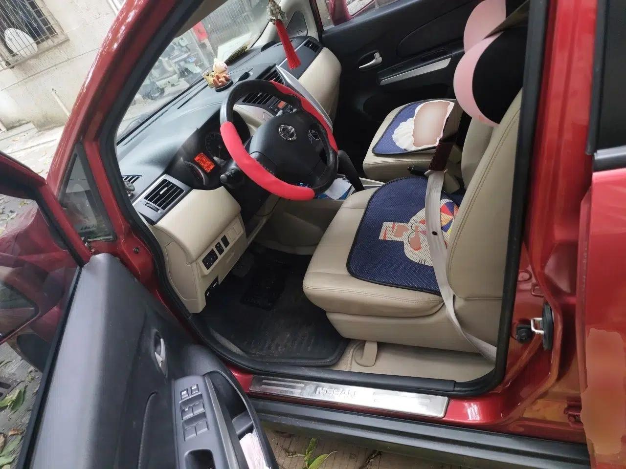 Venucia R50 2013 1.6L Automatic Luxury Edition — миниатюра 16