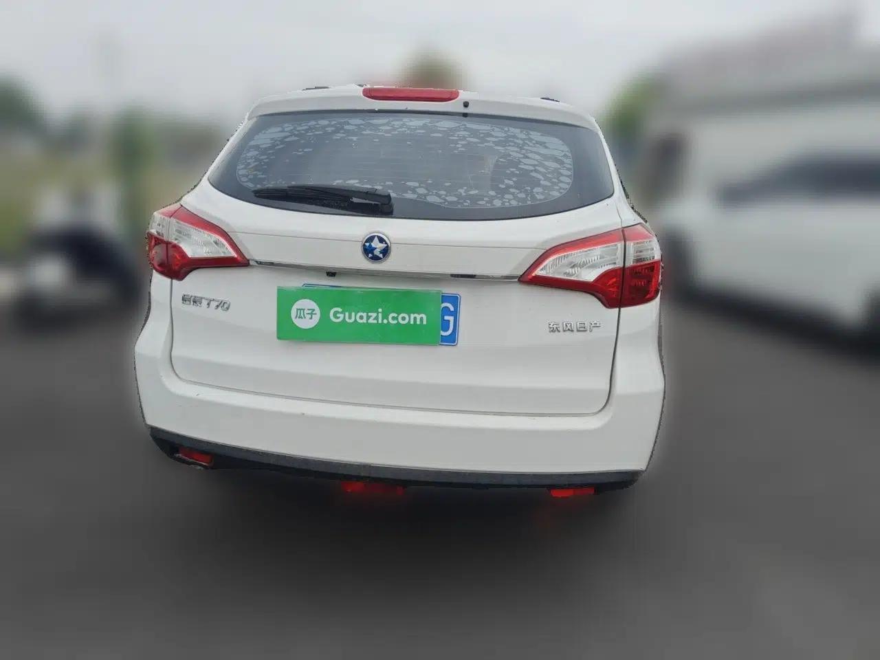 Venucia T70 2016 1.6L Manual Ruixing Edition — миниатюра 5