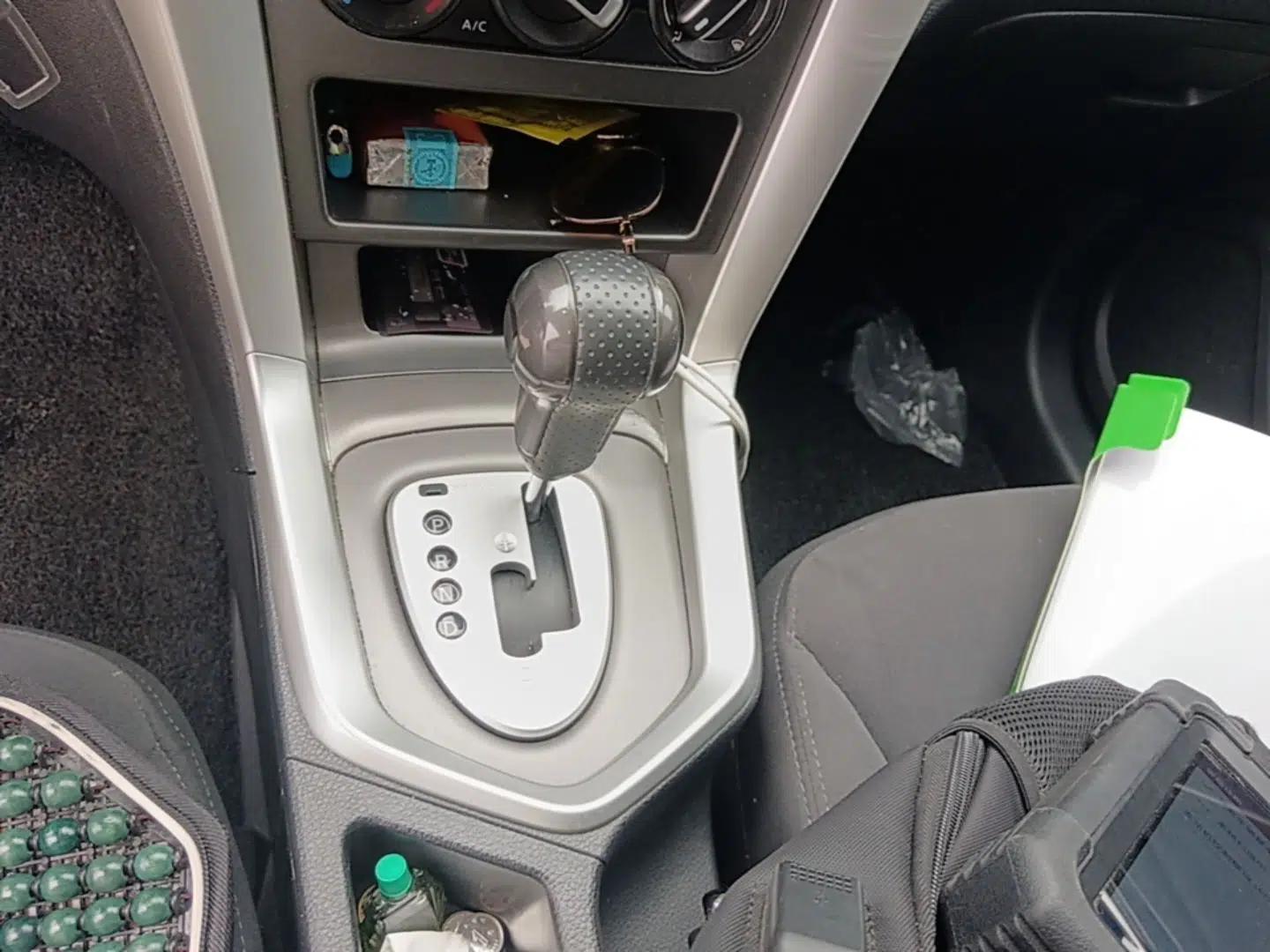 Venucia T70 2015 2.0L CVT Smart Choice Edition — миниатюра 17
