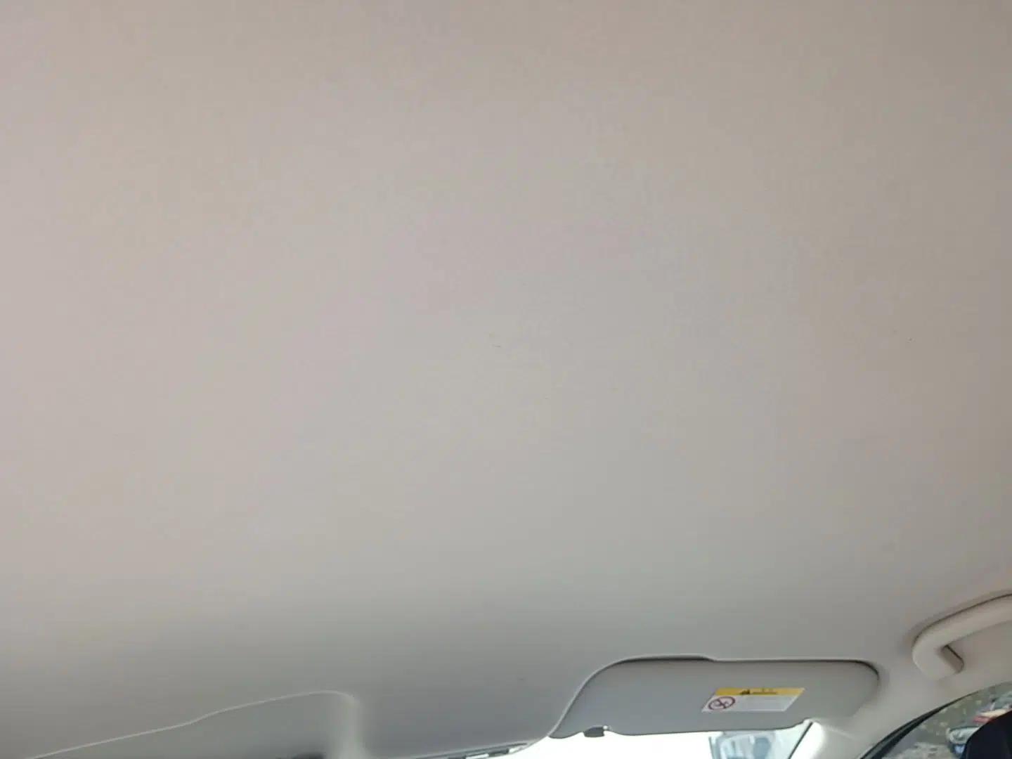 Venucia T70 2015 2.0L CVT Smart Choice Edition — миниатюра 21