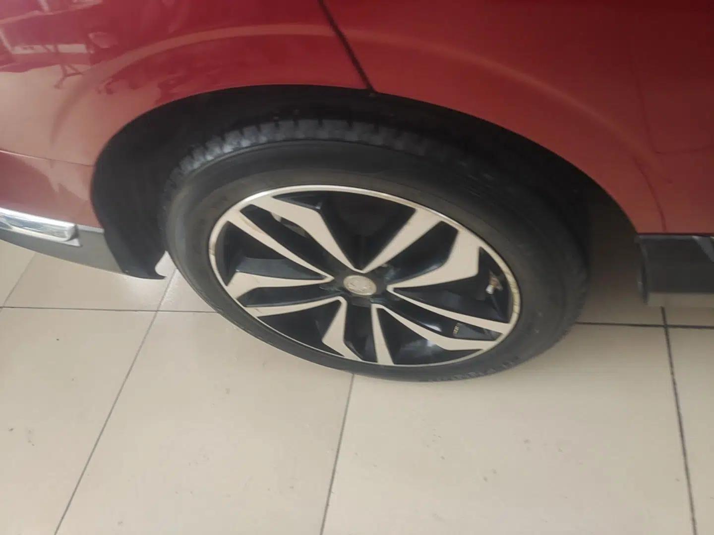 Venucia T90 2017 2.0L CVT Smart Edition — миниатюра 10