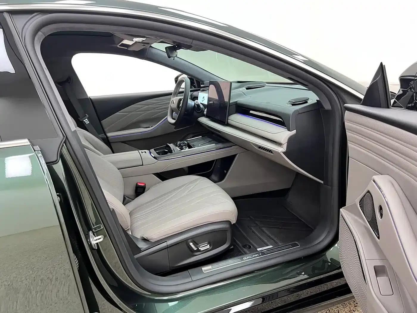 Galaxy Star 8 2025 Model 130km EM-i Flagship Edition — миниатюра 32