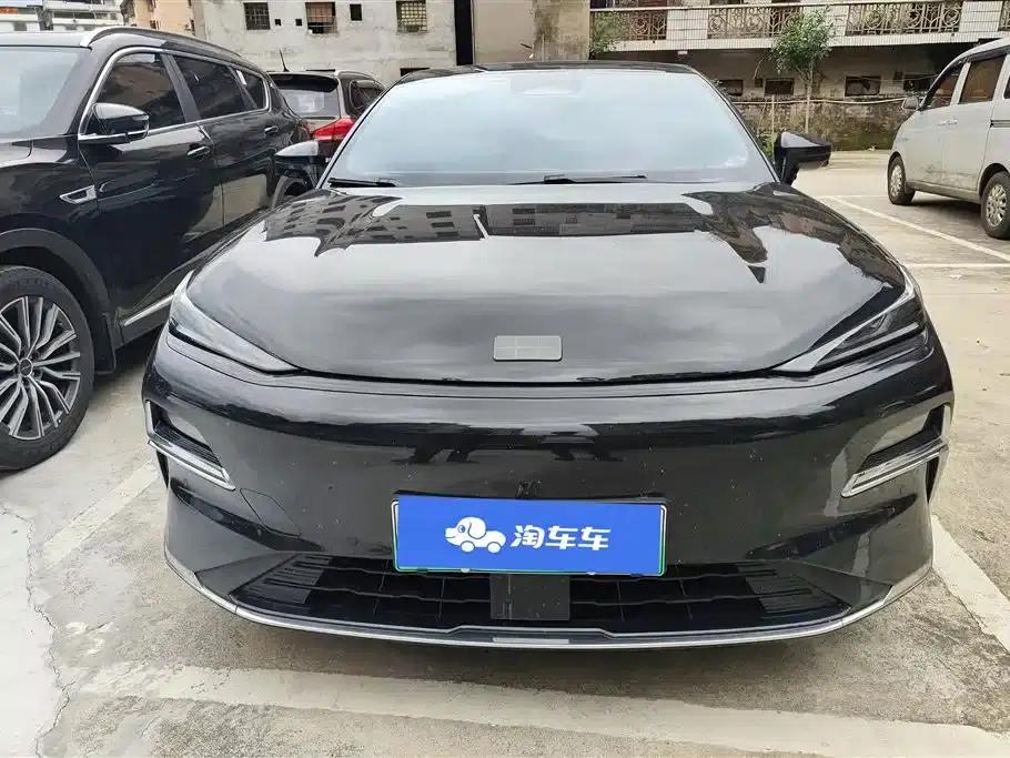 Galaxy Star 8 2025 Model 130km EM-i Premium Edition — миниатюра 2