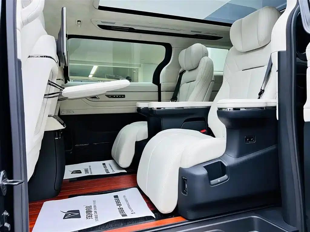 Yizhen L380 2025 Model 805km Classic Edition 4WD — миниатюра 16