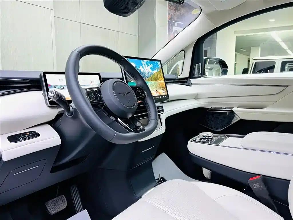 Yizhen L380 2025 Model 805km Classic Edition 4WD — миниатюра 8