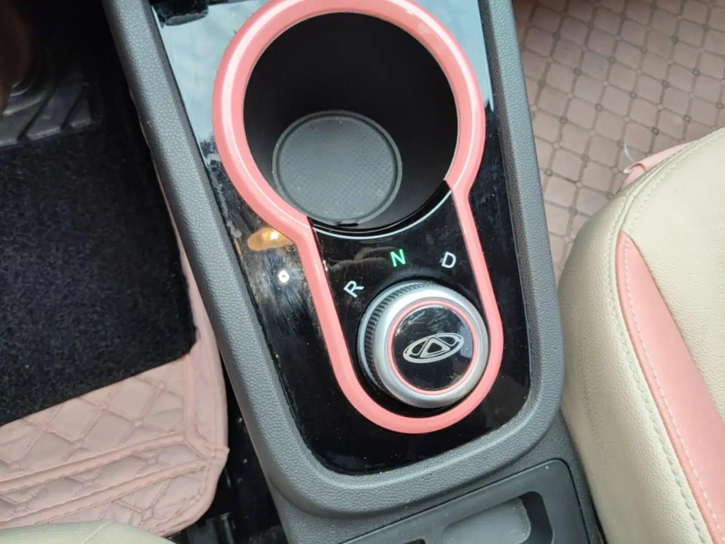 Chery QQ Little Ant 2021 200 000-Yuan Ant Fan Edition Talent Version NMC Battery 408 km续航 — миниатюра 16