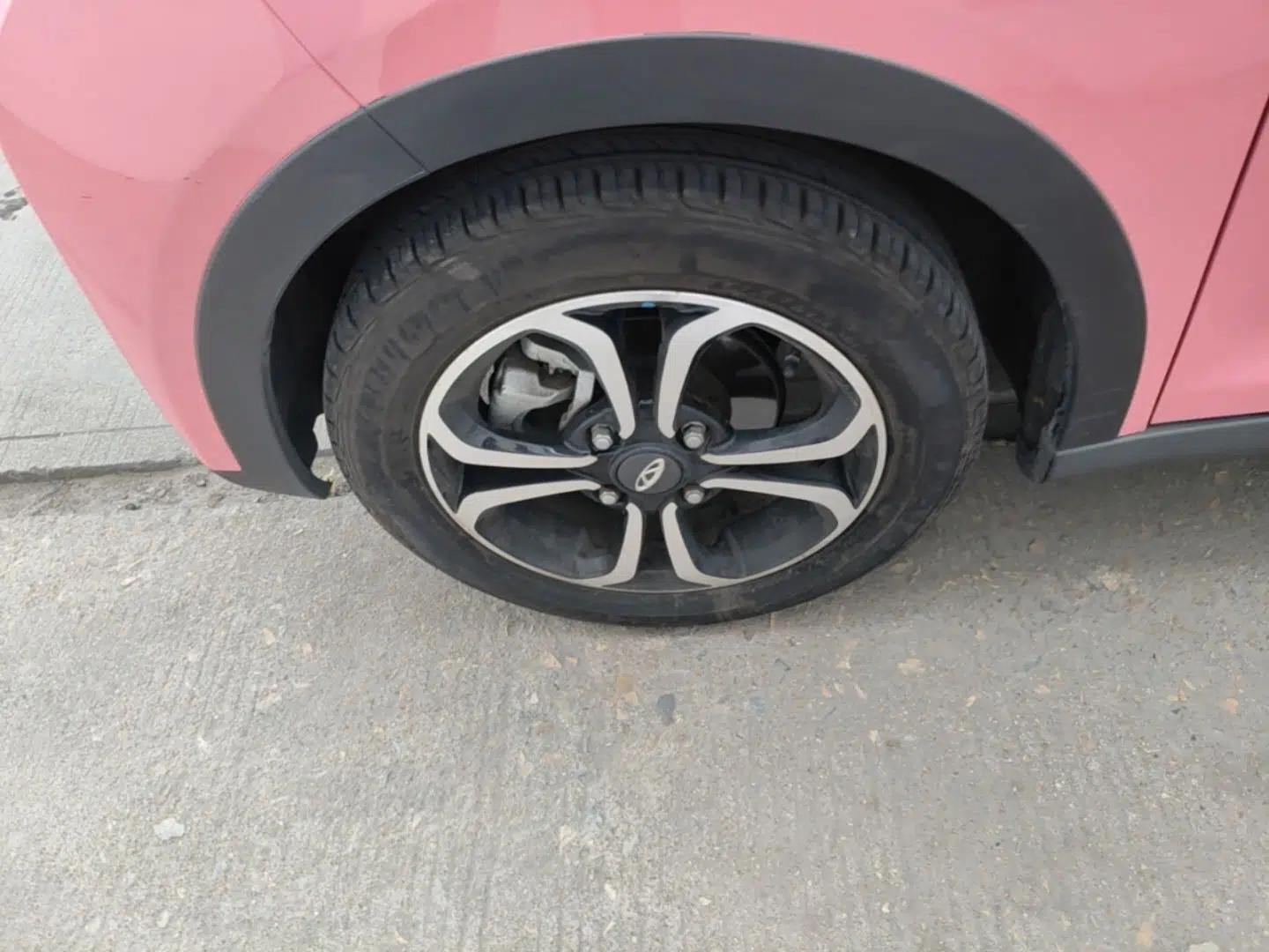 Chery QQ Little Ant 2021 200 000-Yuan Ant Fan Edition Talent Version NMC Battery 408 km续航 — миниатюра 9
