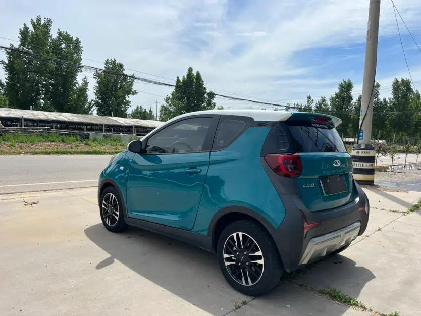 Chery QQ Little Ant 2022 Restyled Version Sweet Pink Edition Half-Sugar Version 30.6 kWh 30 kW 301 km — миниатюра 6