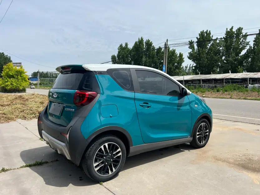 Chery QQ Little Ant 2022 Restyled Version Sweet Pink Edition Half-Sugar Version 30.6 kWh 30 kW 301 km — миниатюра 8