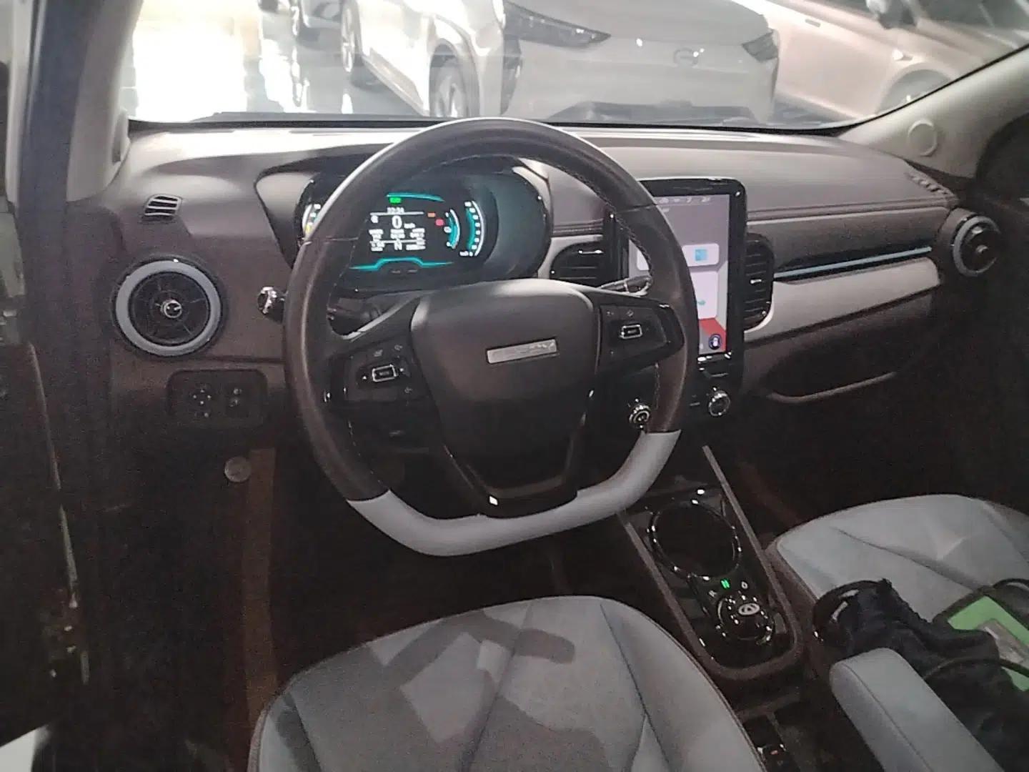 Chery QQ Little Ant 2022 Revised Version Sweet Pink Edition Half-Sugar Version Lithium Iron Phosphate 30.7 kWh 30 kW 301 km — миниатюра 13