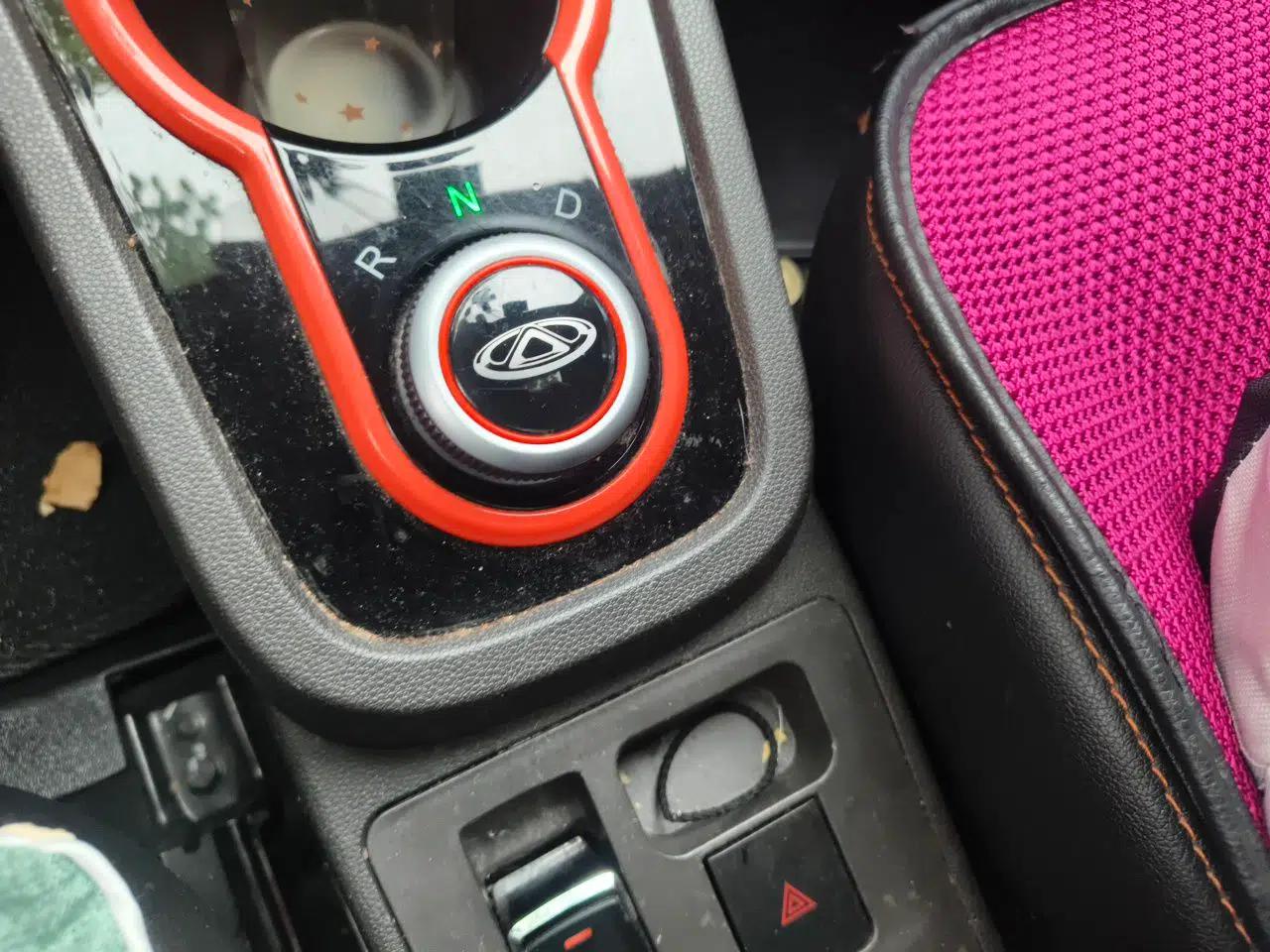 Chery QQ Little Ant 2021 200 000 Yuan Ant Fan Edition Energized Version NMC Lithium Battery 408 km — миниатюра 15