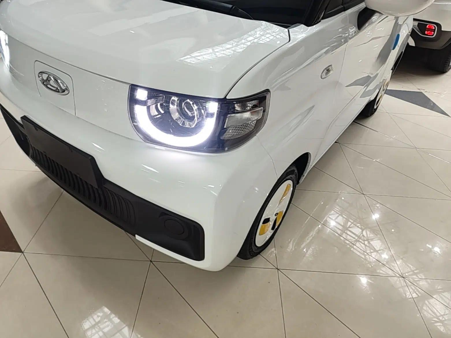 Chery QQ Ice Cream 2022 170km Sundae Phosphate Lithium-Ion — миниатюра 9