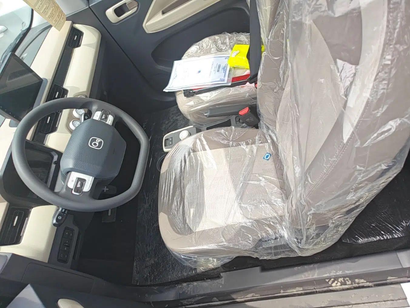 Chery QQ Ice Cream 2025 205km Qi Energy Version — миниатюра 18