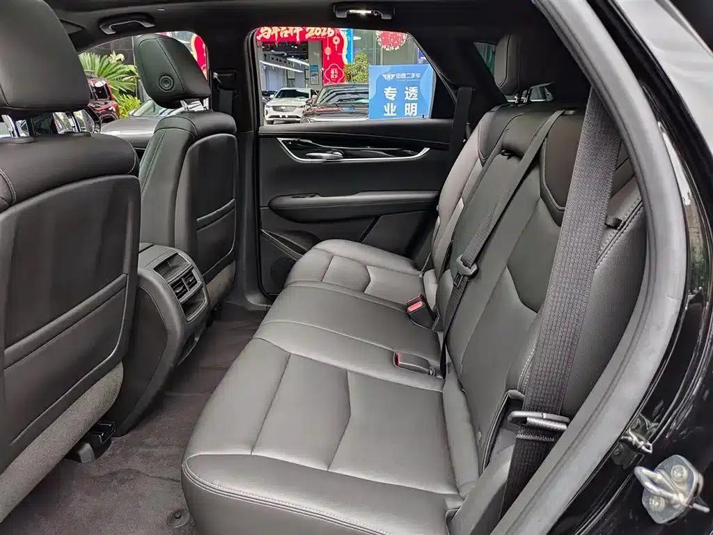 Cadillac XT5 2024 2.0T 2WD Fashion Edition — миниатюра 8