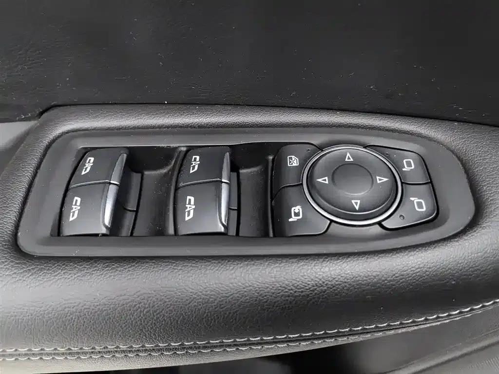 Cadillac XT5 2020 28T AWD Luxury — миниатюра 9