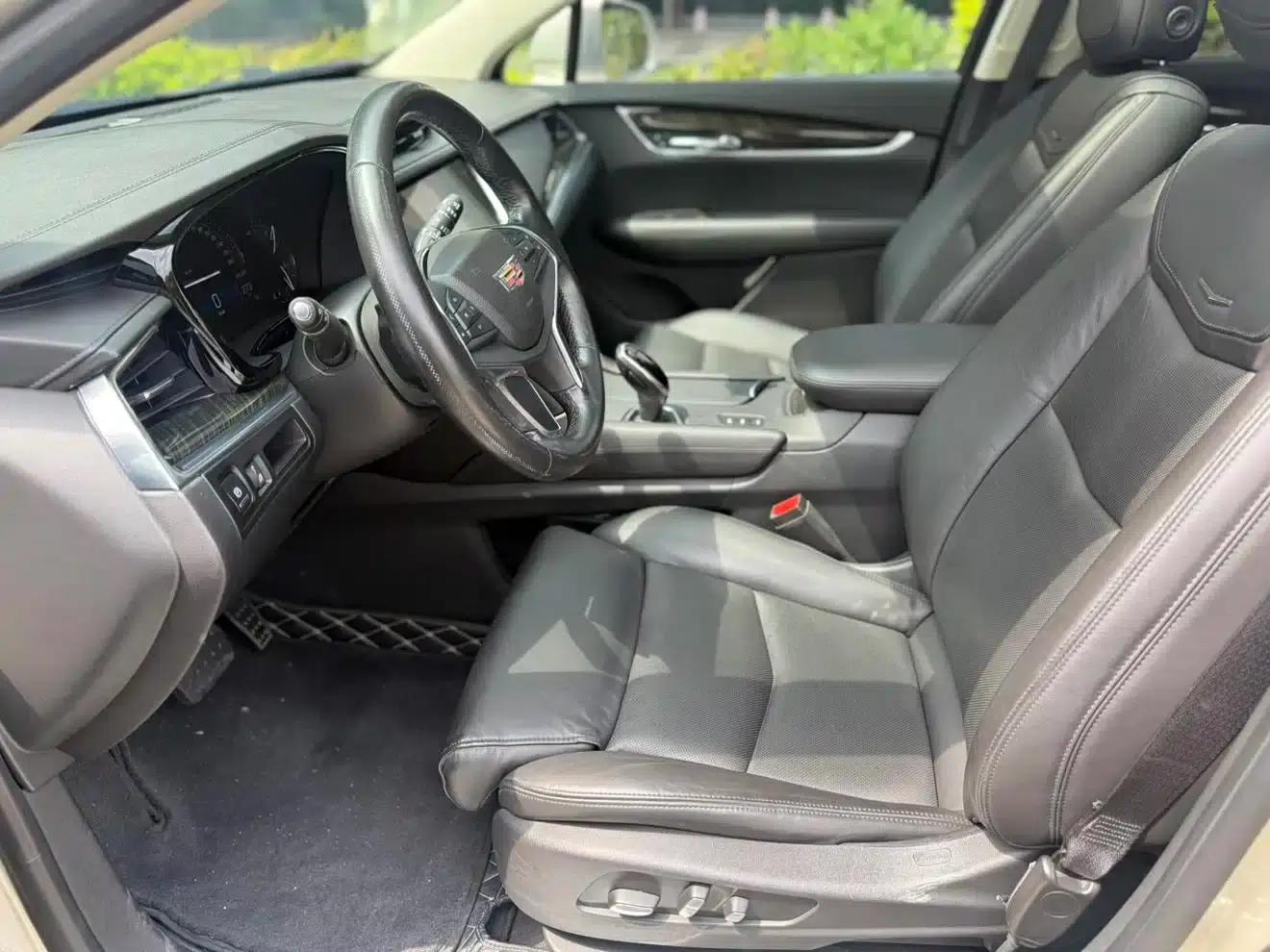 Cadillac XT5 2016 28T AWD Luxury — миниатюра 14