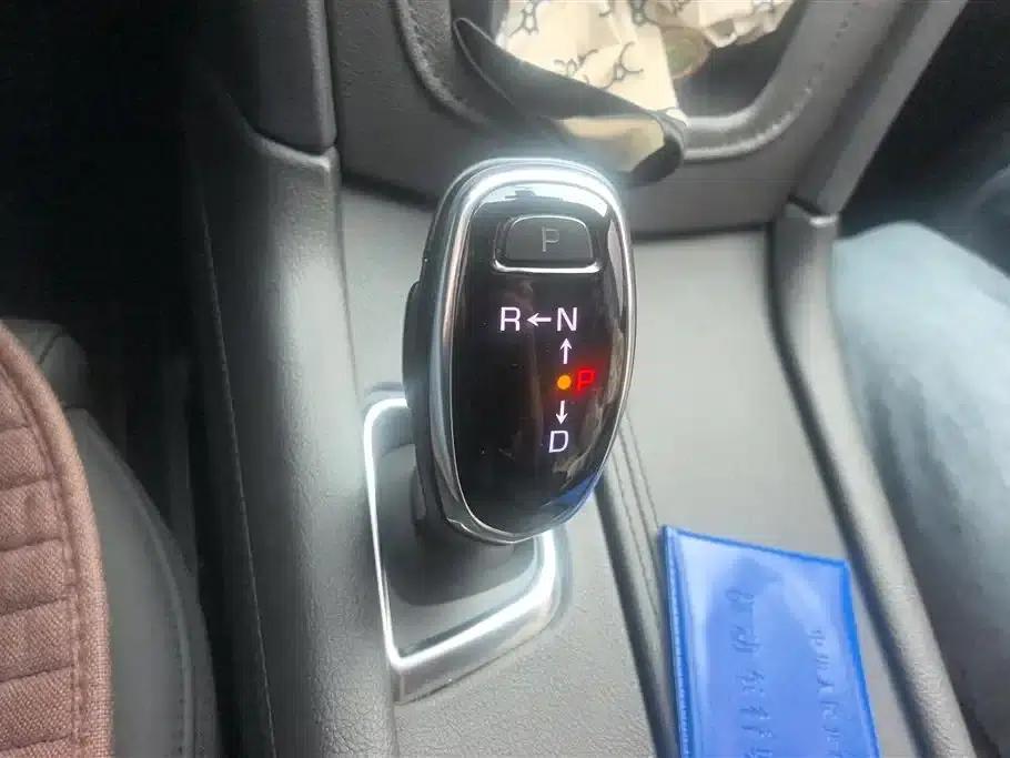Cadillac XT5 2018 28T AWD Luxury — миниатюра 16