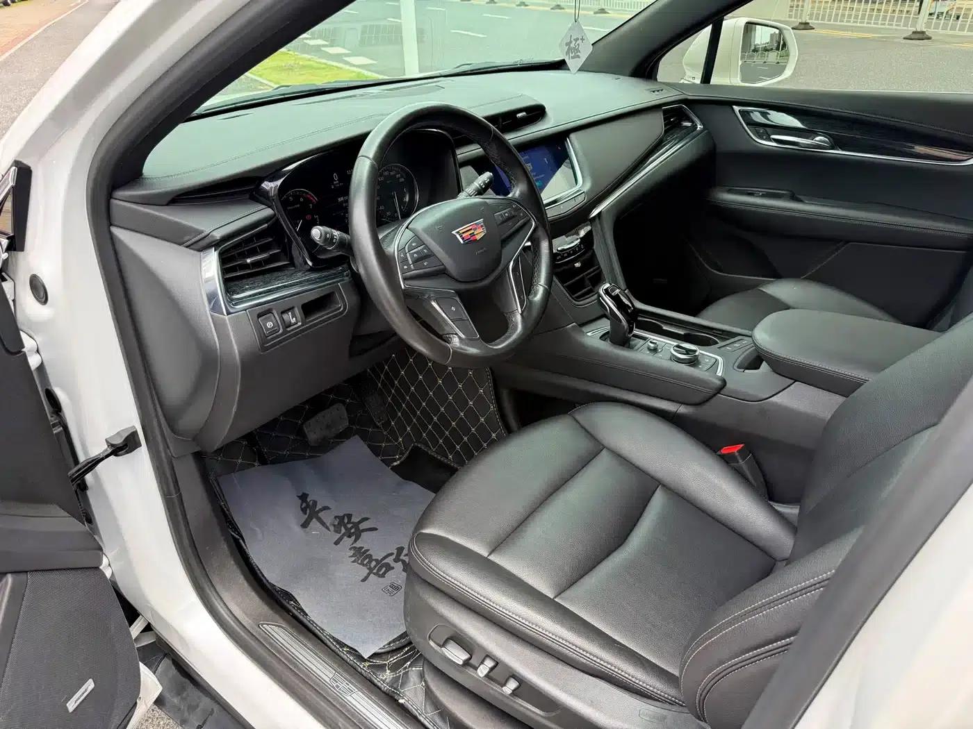 Cadillac XT5 2021 2.0T 2WD Luxury — миниатюра 4