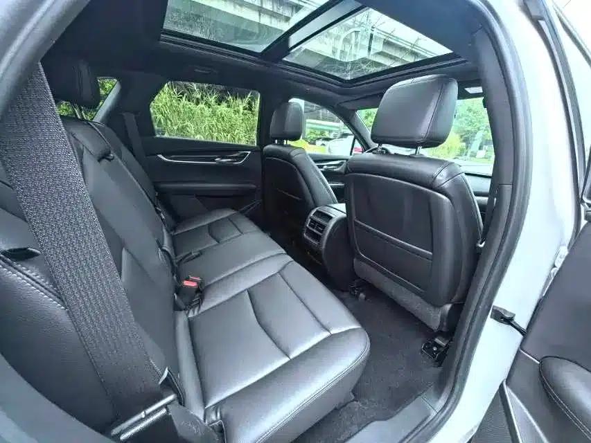 Cadillac XT5 2021 2.0T 2WD Luxury — миниатюра 5