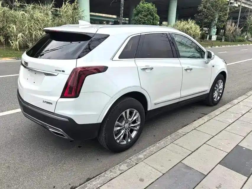 Cadillac XT5 2021 2.0T 2WD Luxury — миниатюра 9