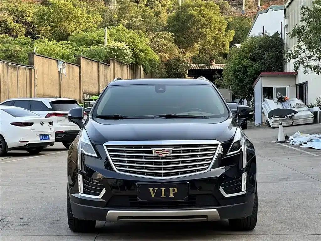 Cadillac XT5 2018 28E AWD Platinum Edition — миниатюра 2