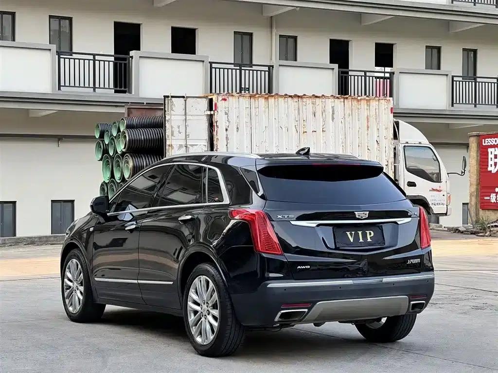 Cadillac XT5 2018 28E AWD Platinum Edition — миниатюра 6