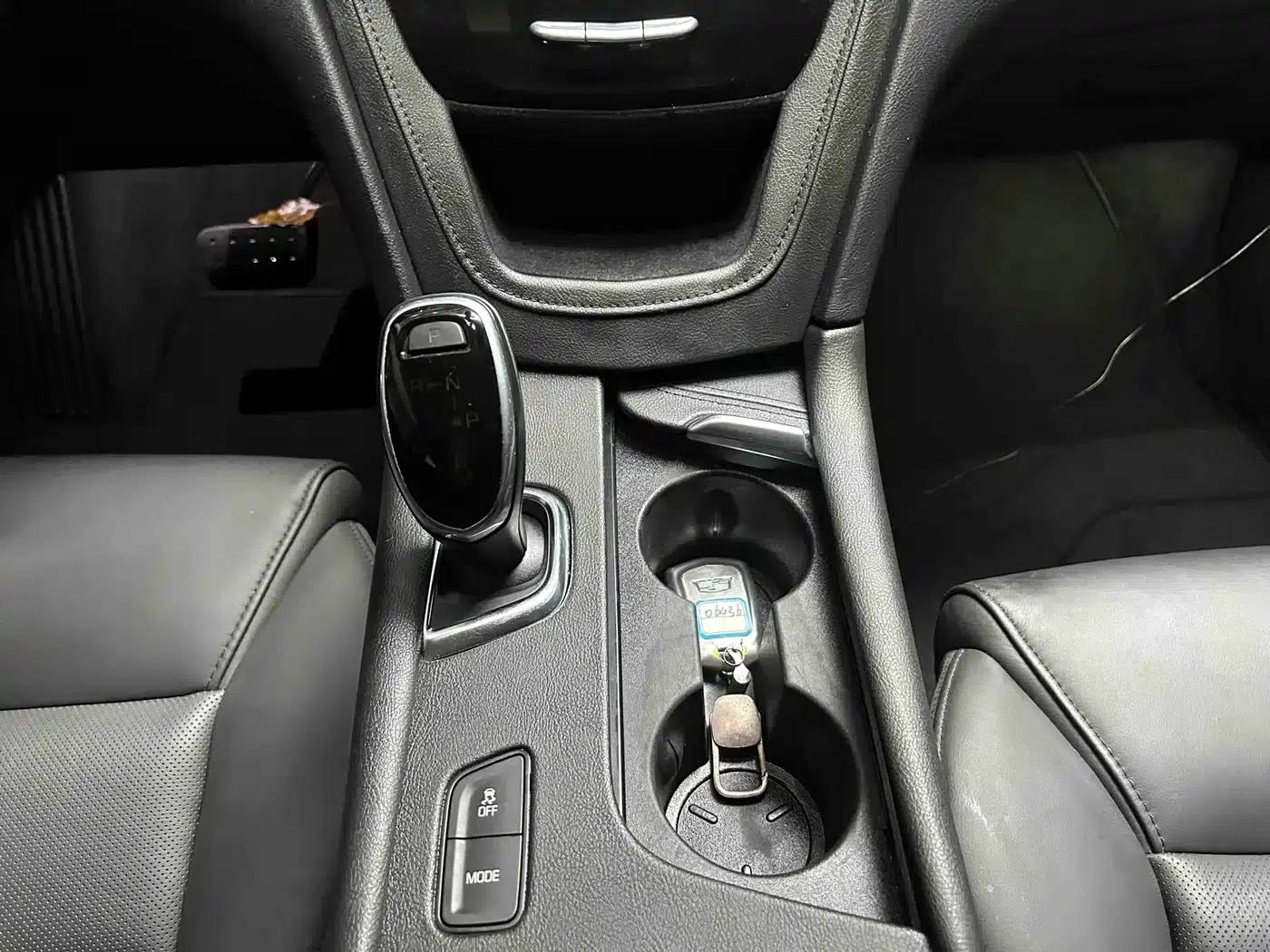 2016 Cadillac XT5 25T Luxury — миниатюра 7
