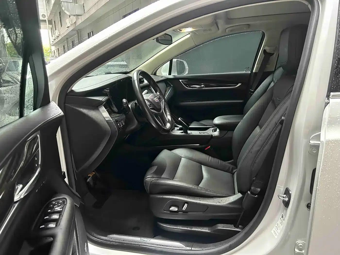 2016 Cadillac XT5 25T Luxury — миниатюра 10