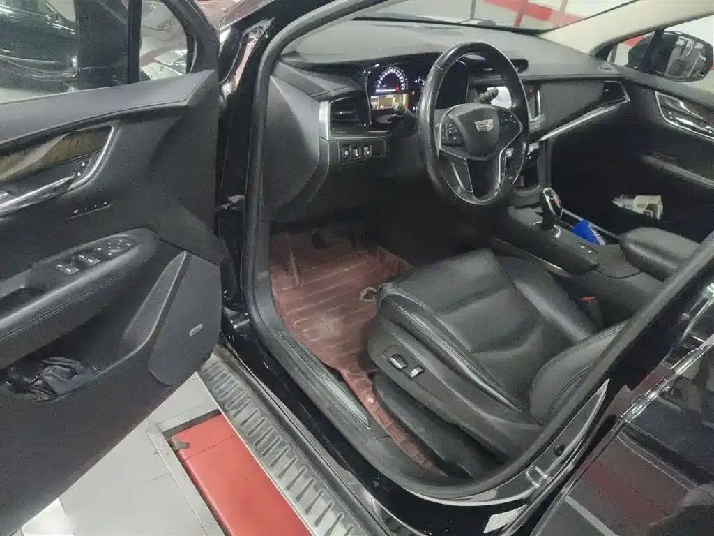 2016 Cadillac XT5 25T Luxury — миниатюра 14