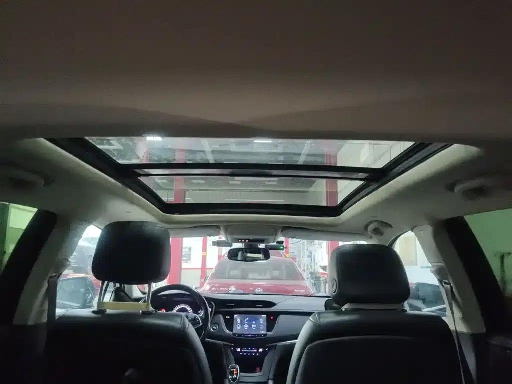2016 Cadillac XT5 25T Luxury — миниатюра 9