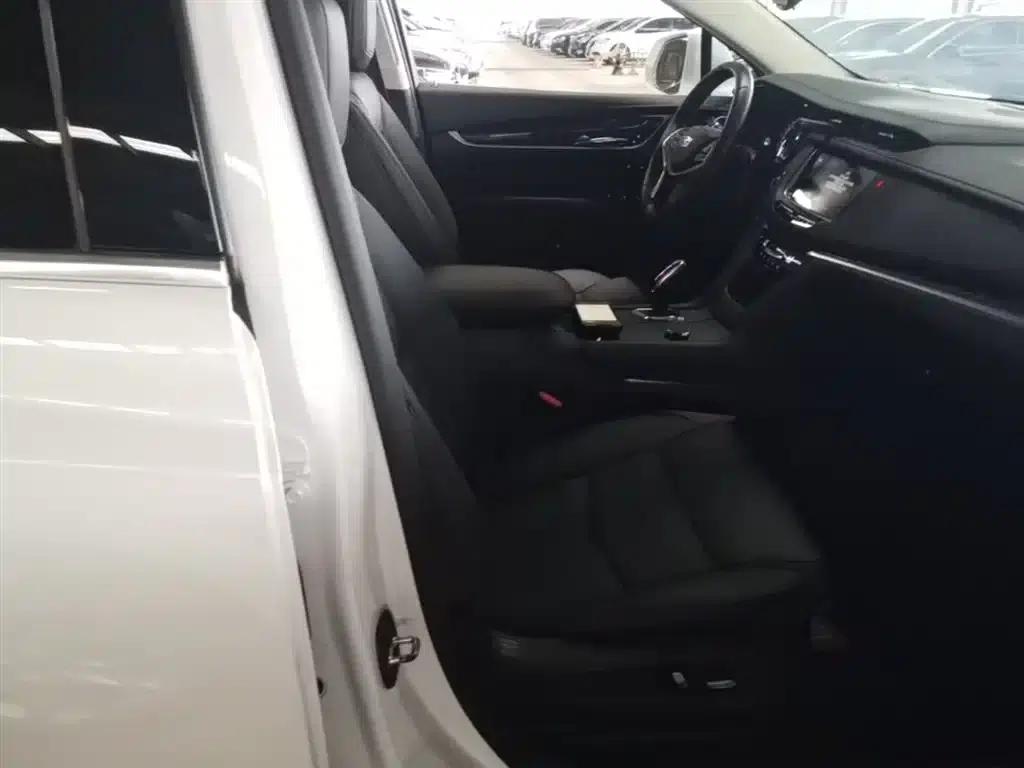 Cadillac XT5 2017 Anniversary Edition 25T Luxury — миниатюра 25