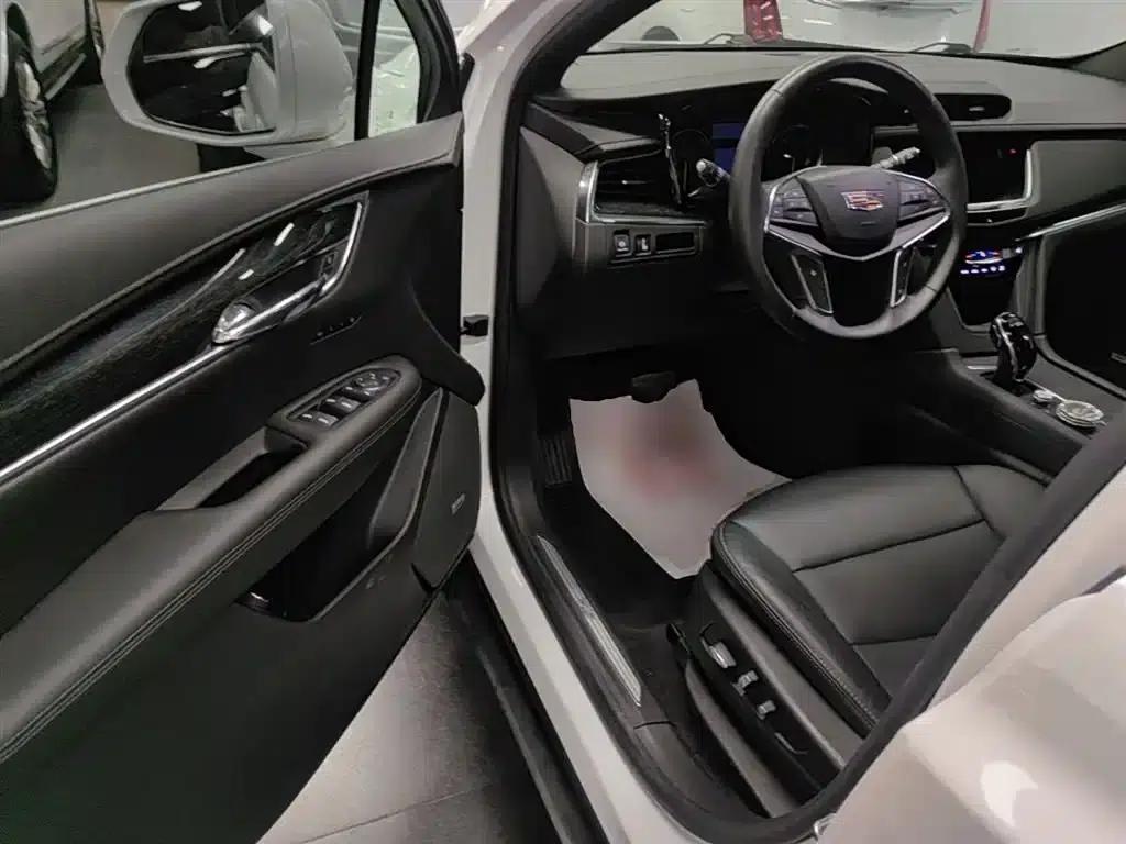 Cadillac XT5 2020 Facelift 28T Luxury — миниатюра 16