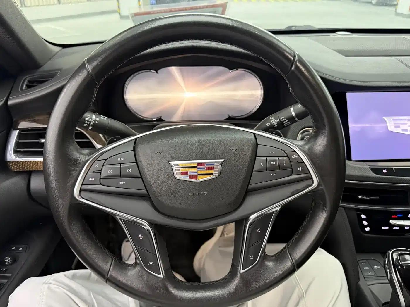 2021 Cadillac CT6 28T Luxury — миниатюра 4