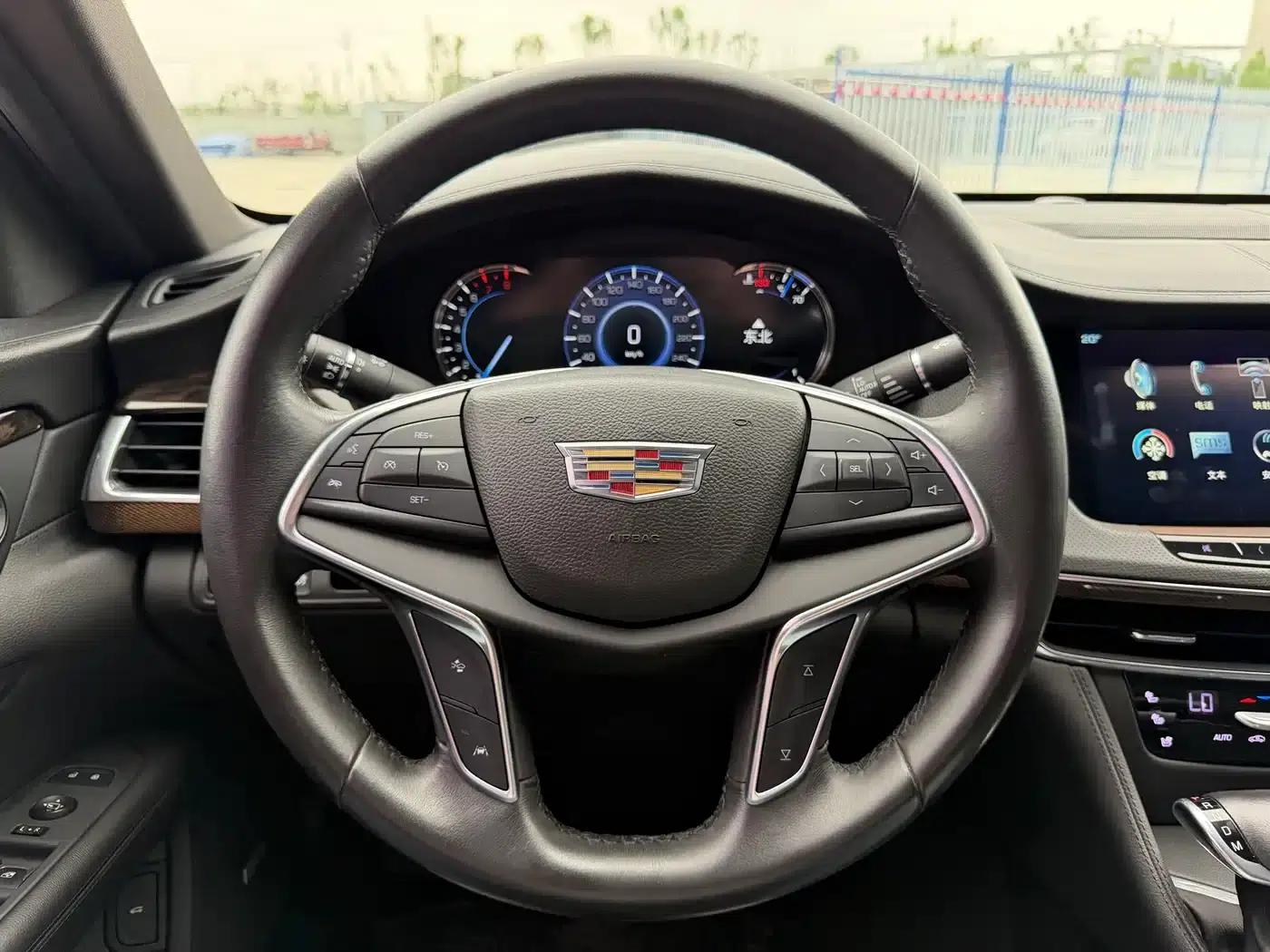 2017 Cadillac CT6 28T Luxury — миниатюра 23