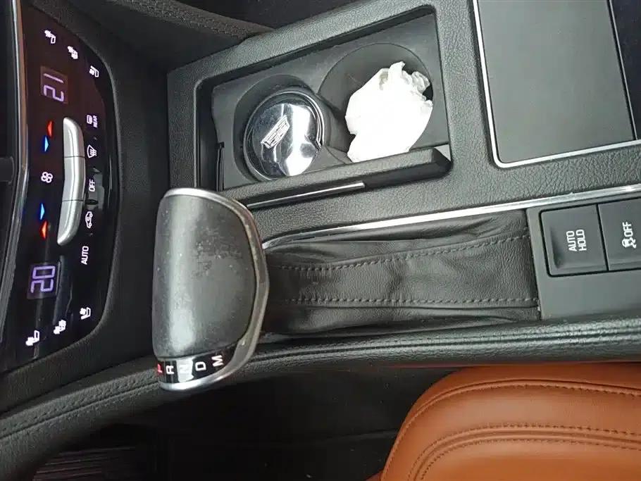 2017 Cadillac CT6 28T Premium — миниатюра 16