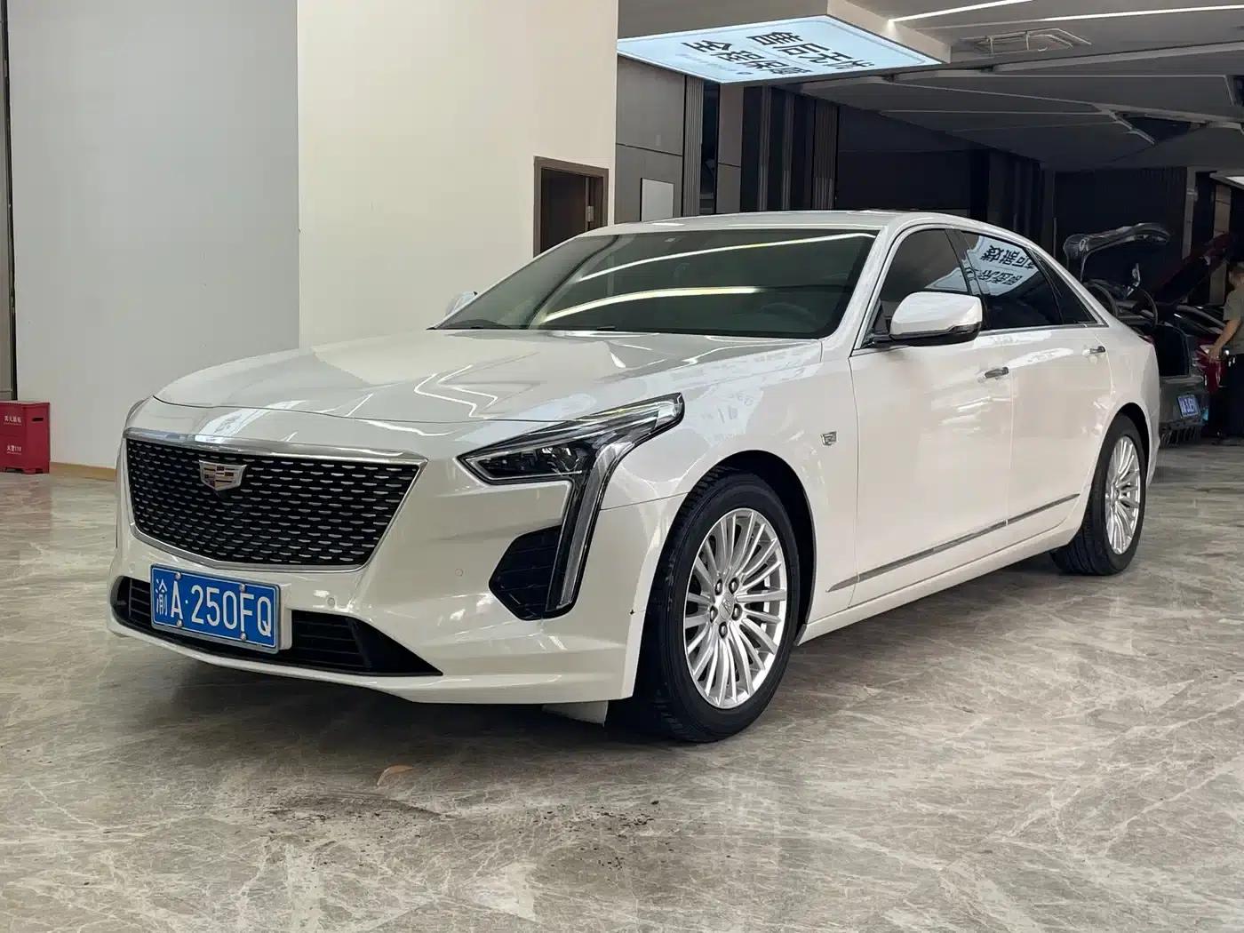 2019 Cadillac CT6 28T Fashion Edition — миниатюра 1