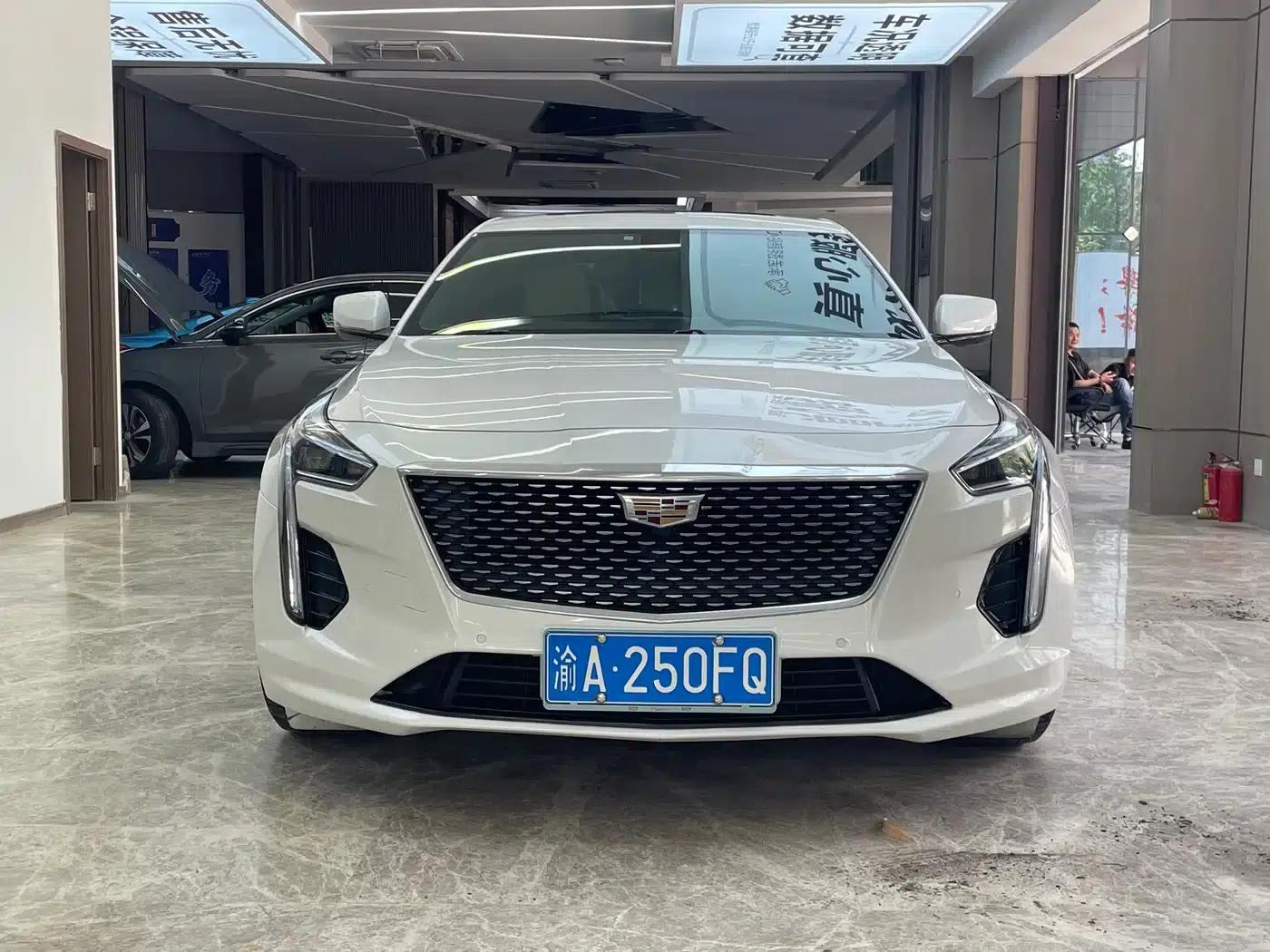 2019 Cadillac CT6 28T Fashion Edition — миниатюра 2