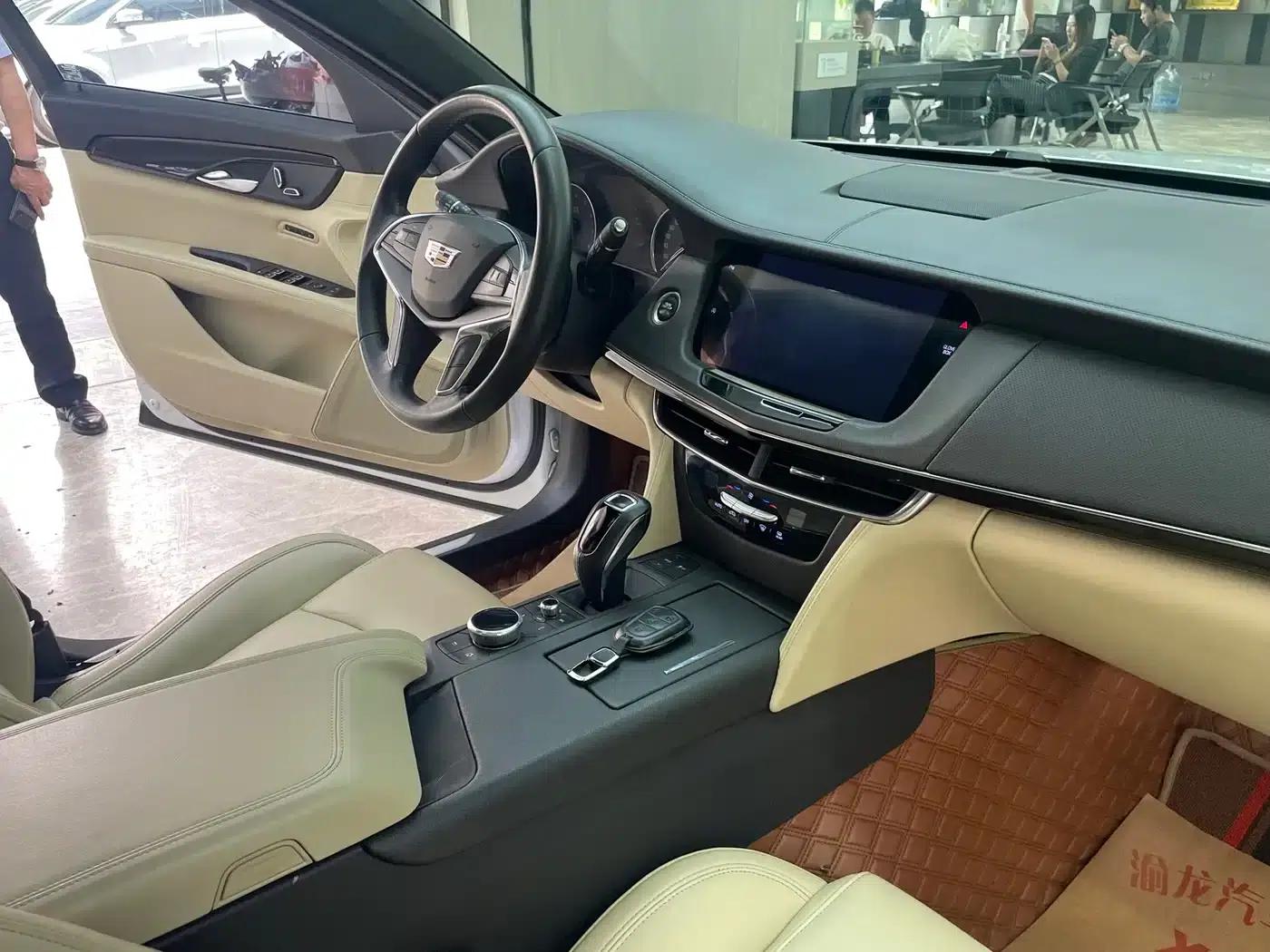 2019 Cadillac CT6 28T Fashion Edition — миниатюра 12