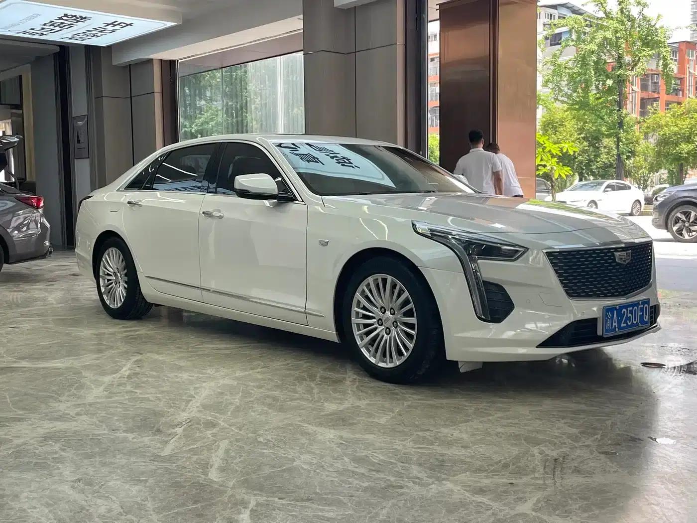2019 Cadillac CT6 28T Fashion Edition — миниатюра 3