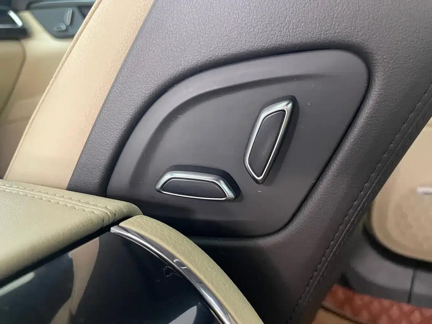 2019 Cadillac CT6 28T Fashion Edition — миниатюра 21