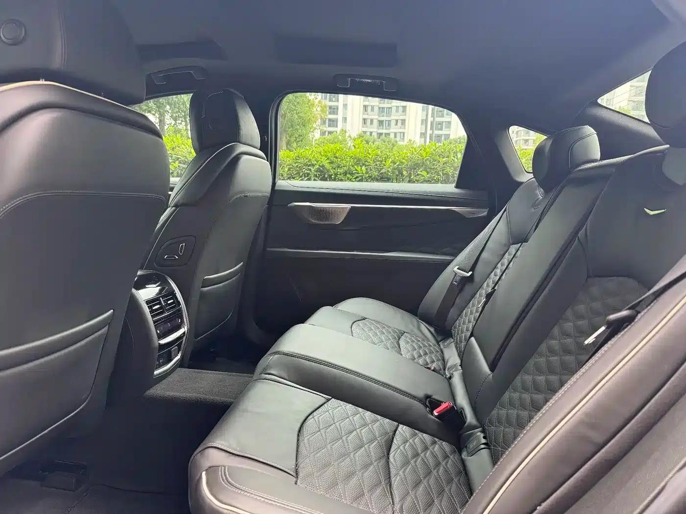2023 Cadillac CT6 28T Platinum — миниатюра 4