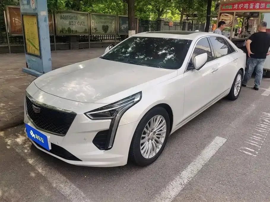 2019 Cadillac CT6 28T Luxury — миниатюра 1