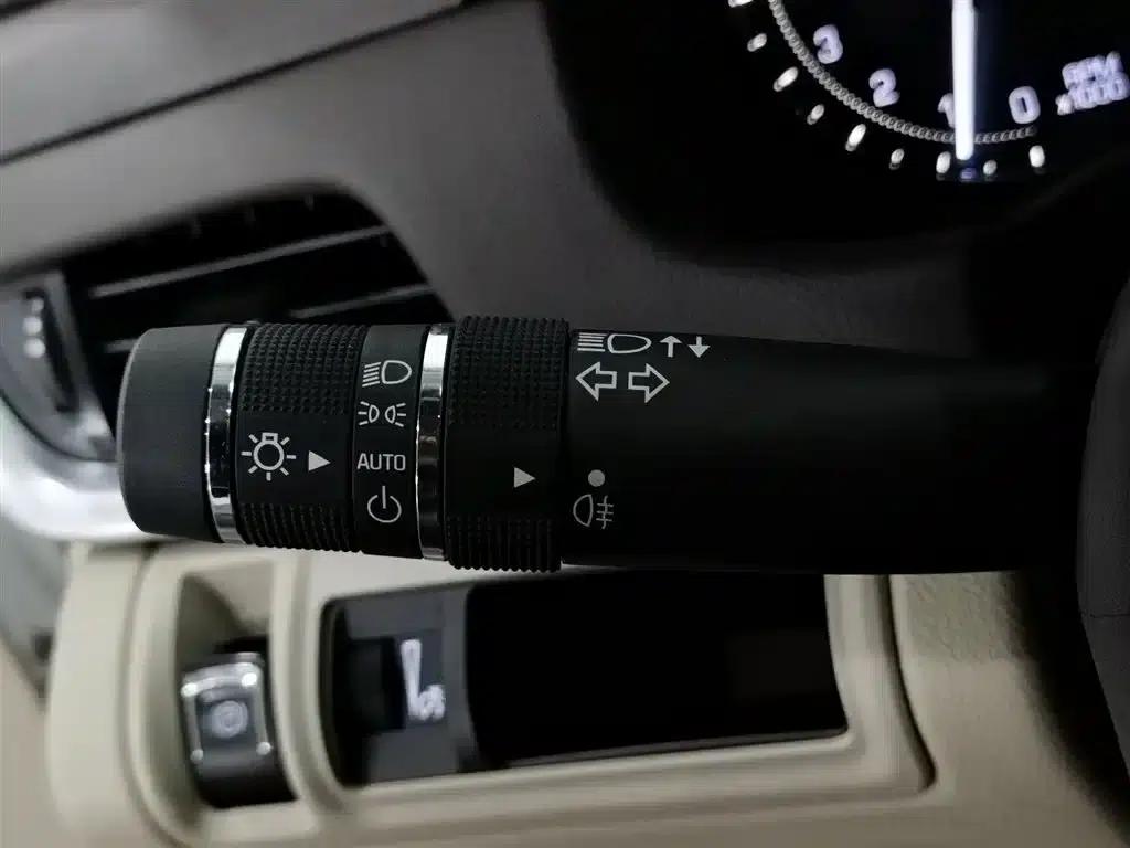 2017 Cadillac XTS 28T Technology Edition — миниатюра 21