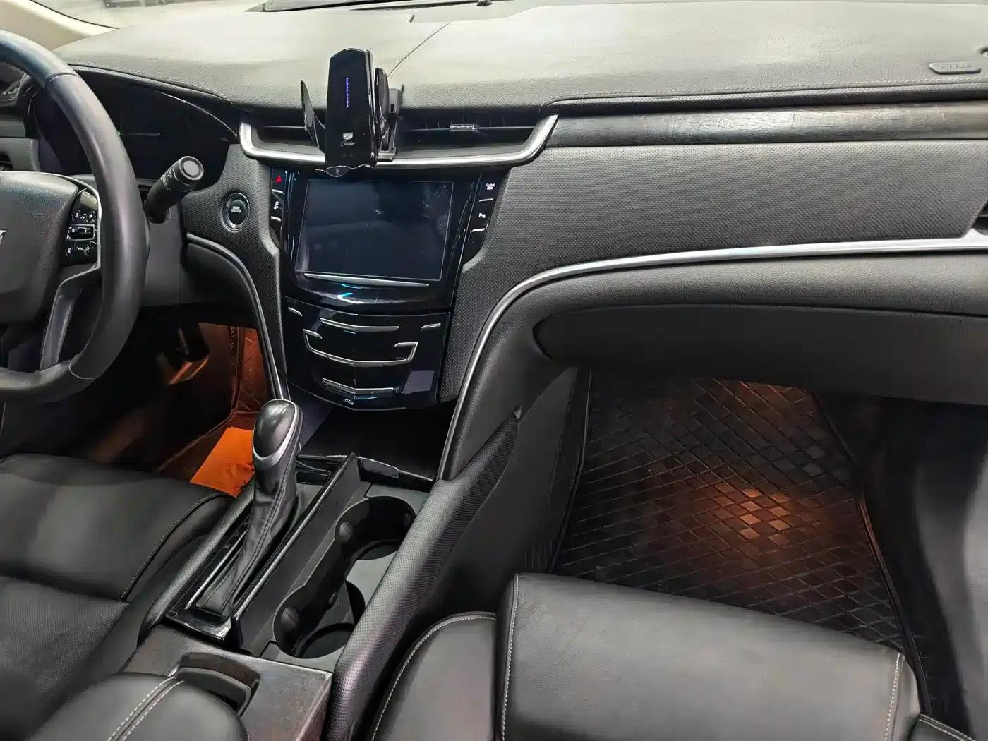2018 Cadillac XTS 28T Elite — миниатюра 10